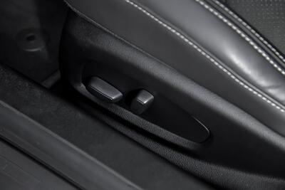 2021 Chevrolet Camaro LT1   - Photo 24 - Joliet, IL 60435