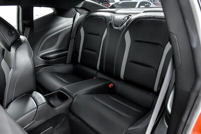 2021 Chevrolet Camaro LT1   - Photo 22 - Joliet, IL 60435