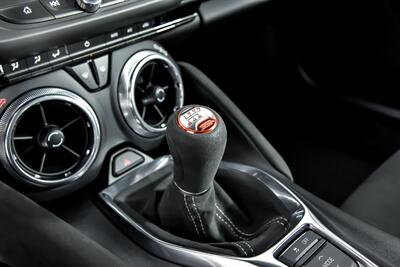 2021 Chevrolet Camaro LT1   - Photo 34 - Joliet, IL 60435
