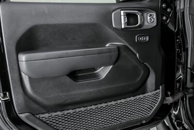 2022 Jeep Gladiator Sport-6X6-OVER $150K SPENT ON BUILD-LIKE NEW!   - Photo 18 - Joliet, IL 60435