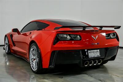 2019 Chevrolet Corvette ZR1 - Photo 10 - Joliet, IL 60435
