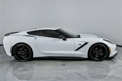2019 Chevrolet Corvette Stingray Z51   - Photo 14 - Joliet, IL 60435