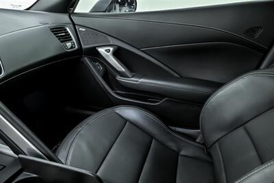 2019 Chevrolet Corvette Stingray Z51   - Photo 36 - Joliet, IL 60435