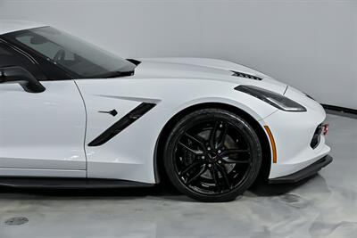 2019 Chevrolet Corvette Stingray Z51   - Photo 15 - Joliet, IL 60435
