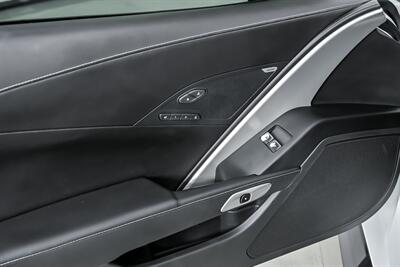 2019 Chevrolet Corvette Stingray Z51   - Photo 18 - Joliet, IL 60435