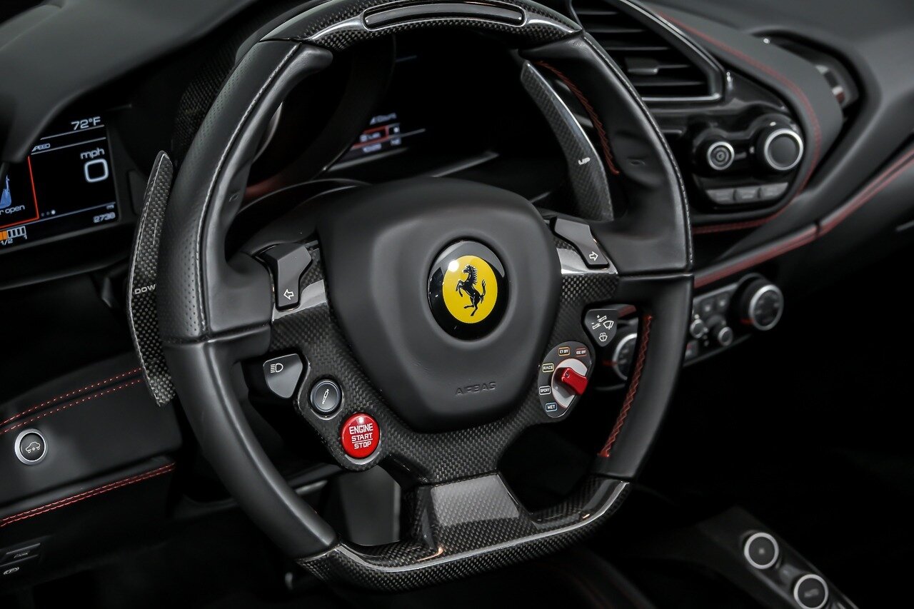 2017 Ferrari 488 GTB Base - Photo 29
