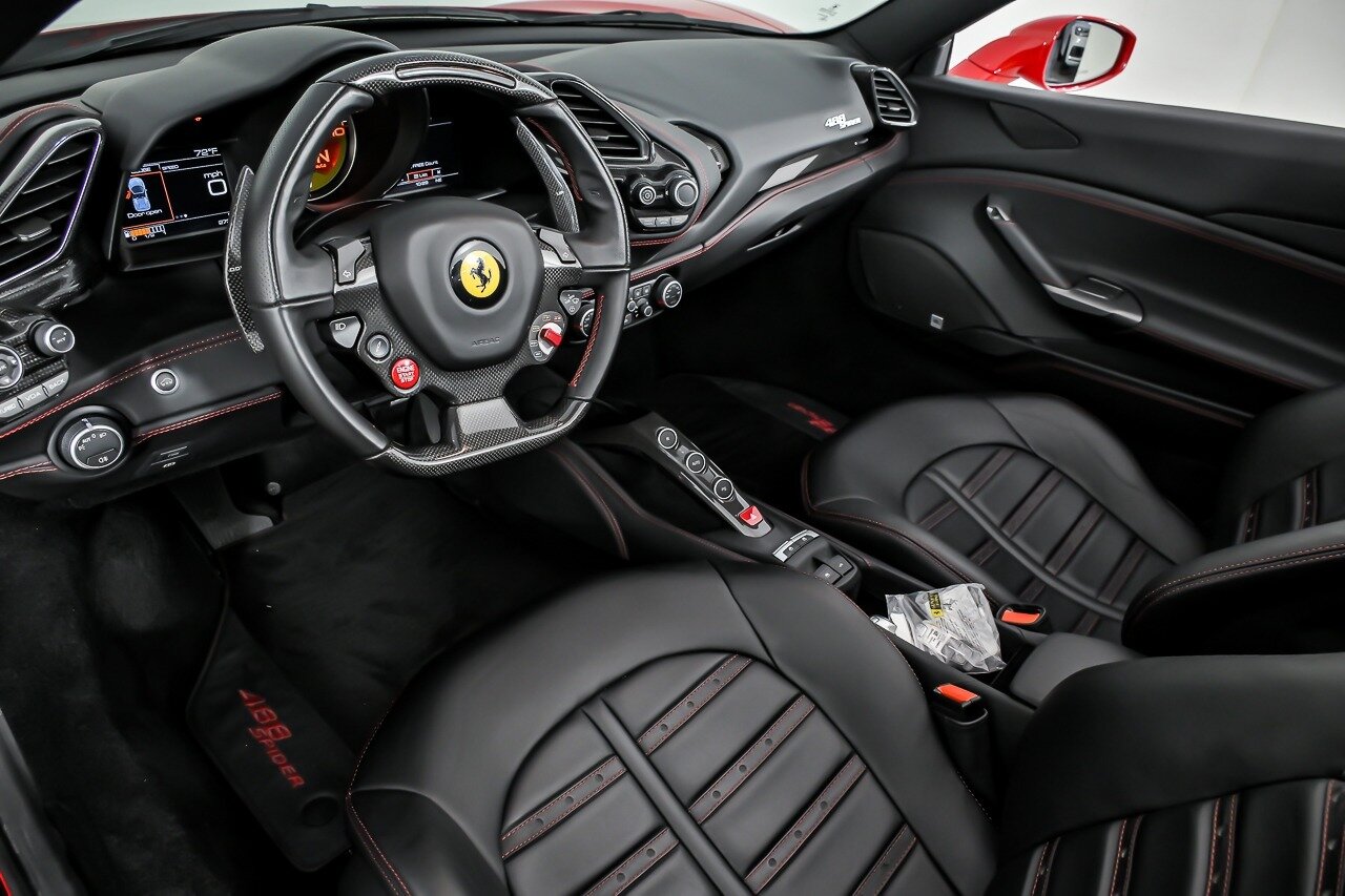 2017 Ferrari 488 GTB Base - Photo 26