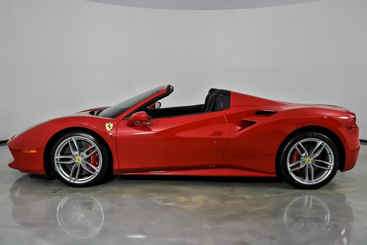 2017 Ferrari 488 GTB Base - Photo 8