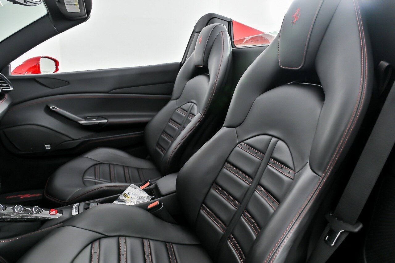 2017 Ferrari 488 GTB Base - Photo 28