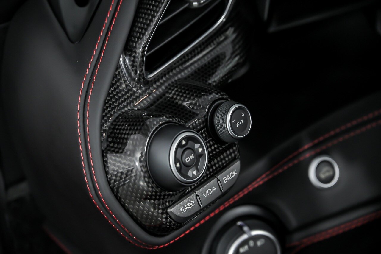 2017 Ferrari 488 GTB Base - Photo 34