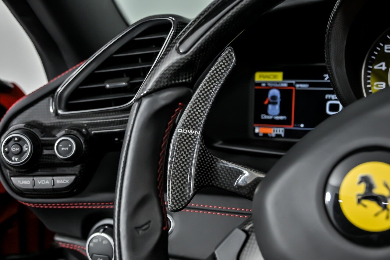 2017 Ferrari 488 GTB Base - Photo 38