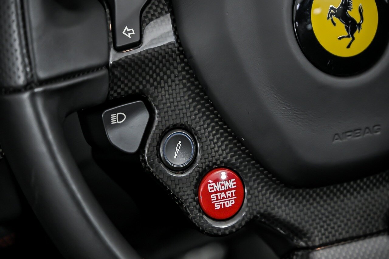 2017 Ferrari 488 GTB Base - Photo 32