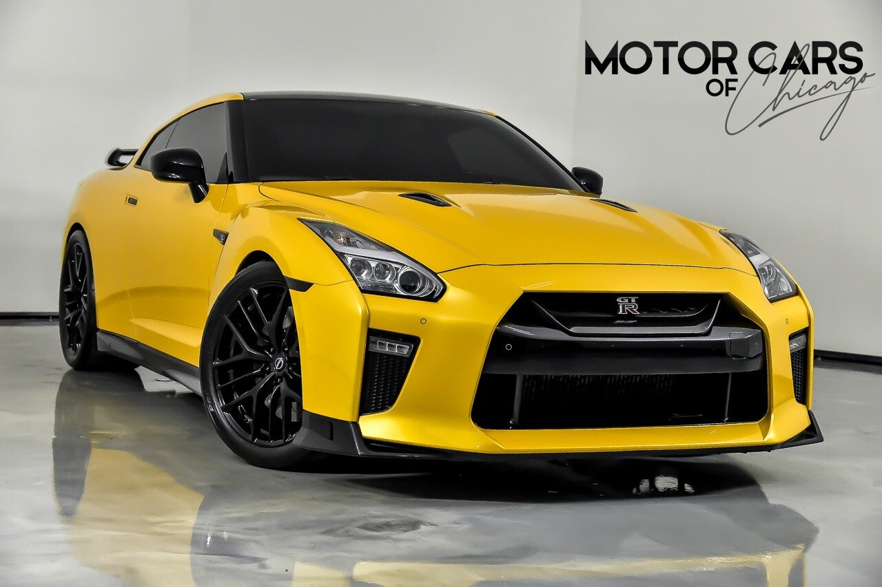 2017 Nissan GT-R Premium - Photo 1 - Joliet, IL 60435