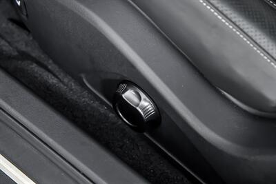 2017 Nissan GT-R Premium   - Photo 26 - Joliet, IL 60435