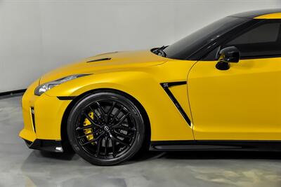 2017 Nissan GT-R Premium   - Photo 7 - Joliet, IL 60435