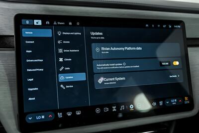2025 Rivian R1T Ascend - Photo 34 - Joliet, IL 60435
