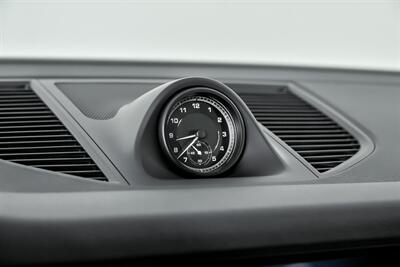 2022 Porsche Macan -1 OWNER & CLEAN CARFAX   - Photo 33 - Joliet, IL 60435