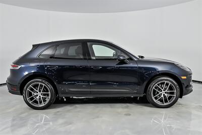 2022 Porsche Macan -1 OWNER & CLEAN CARFAX   - Photo 14 - Joliet, IL 60435