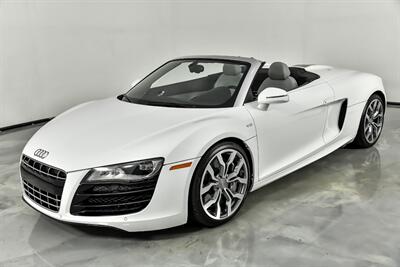 2012 Audi R8 5.2 quattro Spyder   - Photo 6 - Joliet, IL 60435