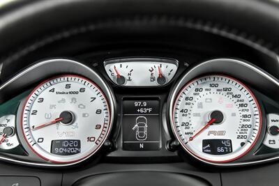 2012 Audi R8 5.2 quattro Spyder   - Photo 29 - Joliet, IL 60435