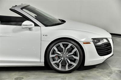 2012 Audi R8 5.2 quattro Spyder   - Photo 15 - Joliet, IL 60435