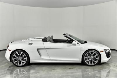 2012 Audi R8 5.2 quattro Spyder   - Photo 14 - Joliet, IL 60435