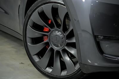 2022 Tesla Model Y Performance - Photo 4 - Joliet, IL 60435