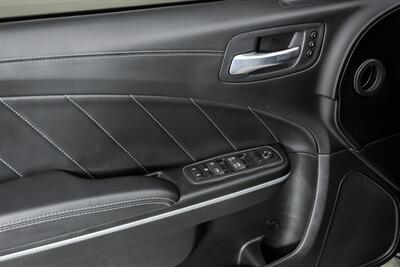 2023 Dodge Charger Scat Pack - Photo 18 - Joliet, IL 60435