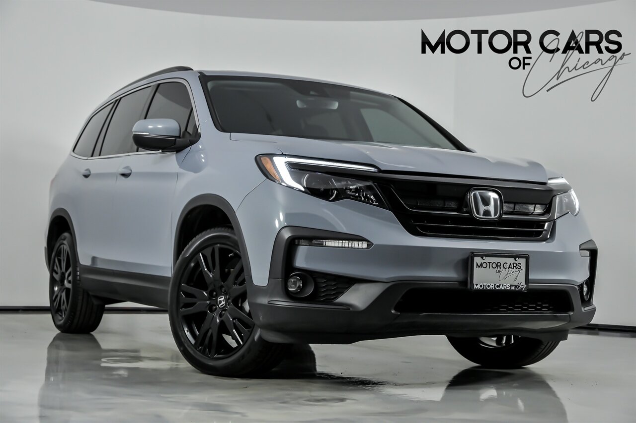 2022 Honda Pilot SE's photo