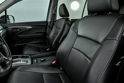 2022 Honda Pilot SE   - Photo 22 - Joliet, IL 60435