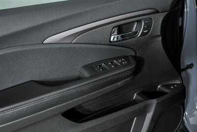 2022 Honda Pilot SE   - Photo 18 - Joliet, IL 60435