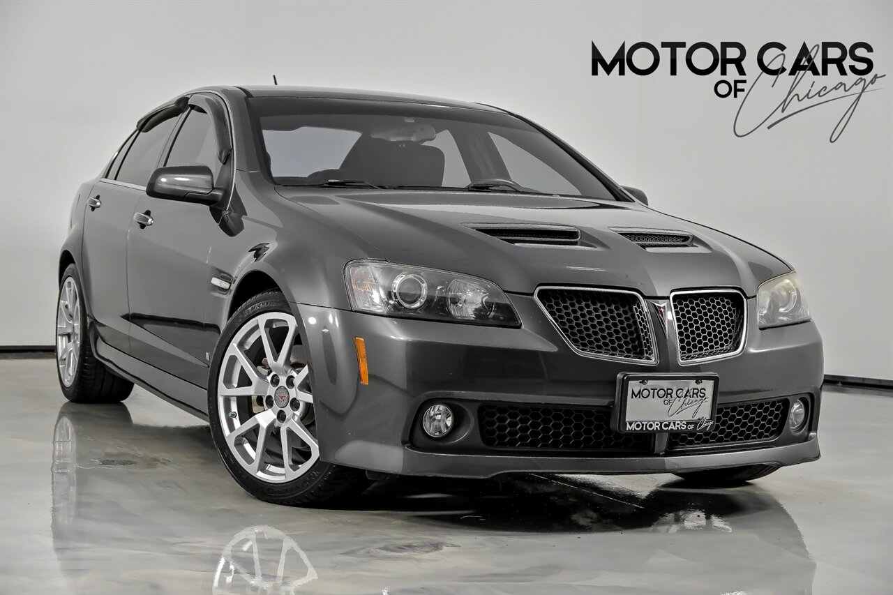 2009 Pontiac G8 GT - Photo 1 - Joliet, IL 60435