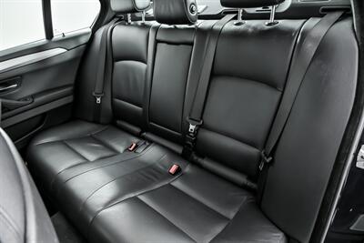 2013 BMW 550i-RARE MANUAL TRANS! - Photo 24 - Joliet, IL 60435