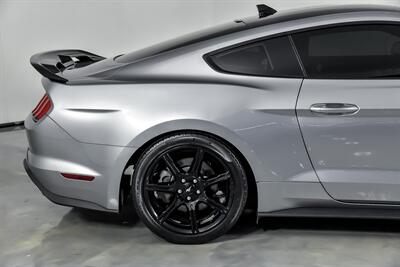 2020 Ford Mustang GT Premium   - Photo 13 - Joliet, IL 60435