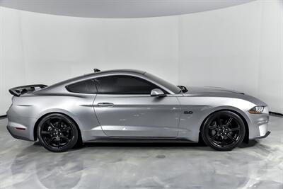 2020 Ford Mustang GT Premium   - Photo 14 - Joliet, IL 60435