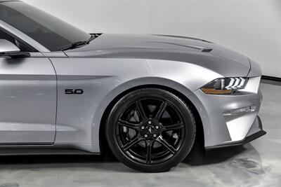 2020 Ford Mustang GT Premium   - Photo 15 - Joliet, IL 60435