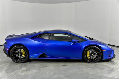 2022 Lamborghini Huracan EVO-FACTORY MATTE BLUE   - Photo 14 - Joliet, IL 60435