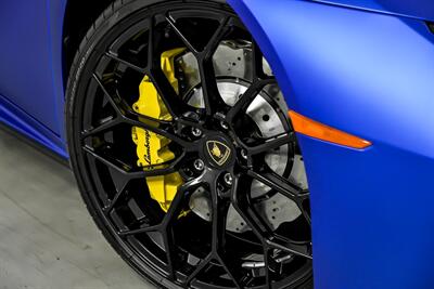 2022 Lamborghini Huracan EVO-FACTORY MATTE BLUE   - Photo 4 - Joliet, IL 60435