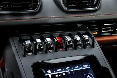2020 Lamborghini Huracan EVO   - Photo 31 - Joliet, IL 60435