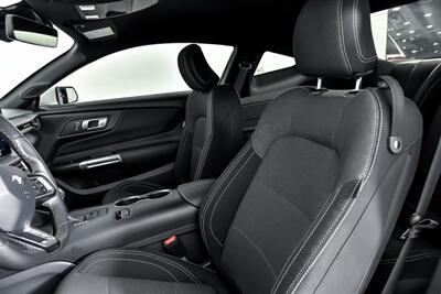 2024 Ford Mustang GT   - Photo 21 - Joliet, IL 60435