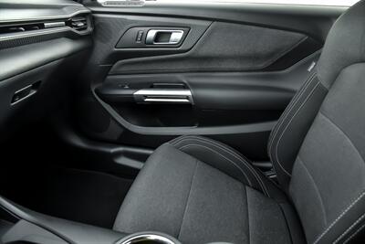 2024 Ford Mustang GT   - Photo 33 - Joliet, IL 60435