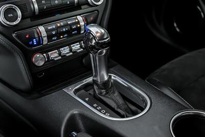 2021 Ford Mustang EcoBoost   - Photo 34 - Joliet, IL 60435