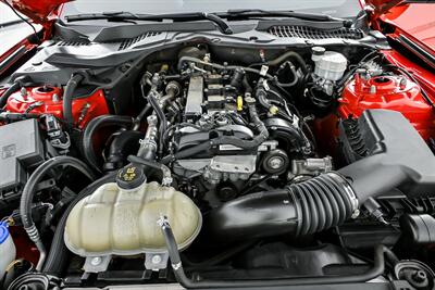 2021 Ford Mustang EcoBoost   - Photo 17 - Joliet, IL 60435