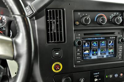 2019 Chevrolet Express 2500   - Photo 25 - Joliet, IL 60435