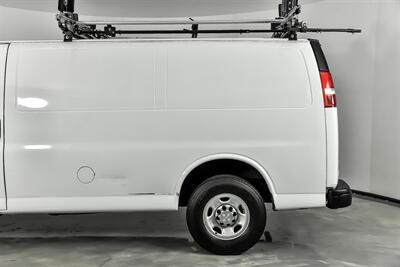 2019 Chevrolet Express 2500   - Photo 8 - Joliet, IL 60435