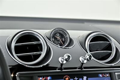 2019 Bentley Bentayga V8   - Photo 33 - Joliet, IL 60435