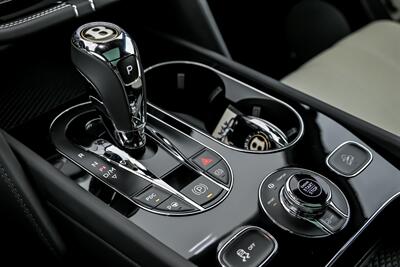 2019 Bentley Bentayga V8   - Photo 37 - Joliet, IL 60435