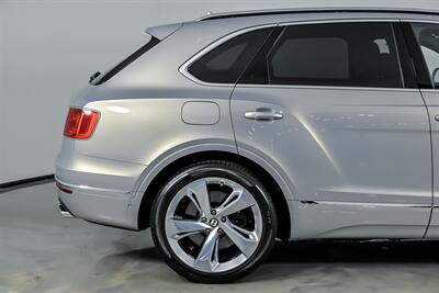 2019 Bentley Bentayga V8   - Photo 13 - Joliet, IL 60435