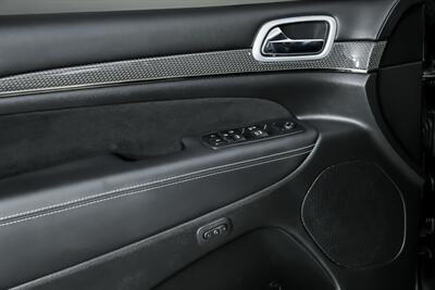 2018 Jeep Grand Cherokee Trackhawk   - Photo 18 - Joliet, IL 60435