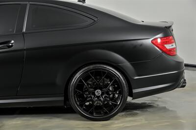 2012 Mercedes-Benz C 63 AMG - Photo 9 - Joliet, IL 60435